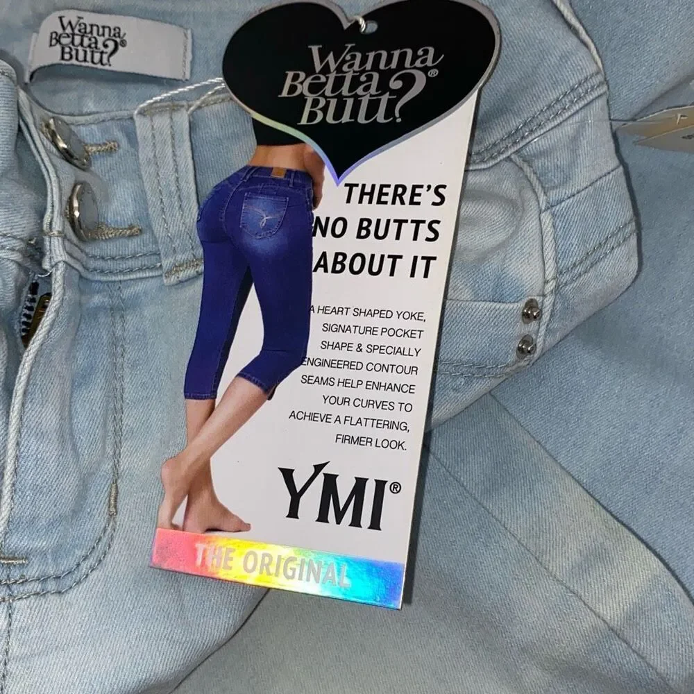 YMI Wanna‎ Betta Butt Distressed Light Wash Cropped Jeans Size 6 C107666 Capris